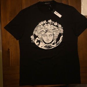 Versace wave Embroidered t shirt.